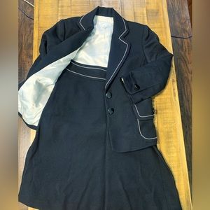 Banana Republic 2 piece Black Skirt with Blazer Size=2 Suit Jacket White Trim